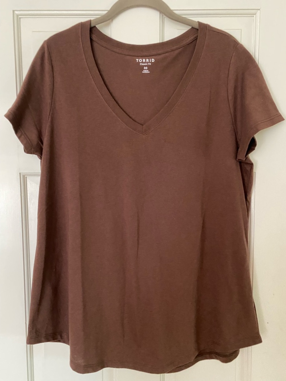 Torrid NWOT Women's V-Neck Tee in Brown